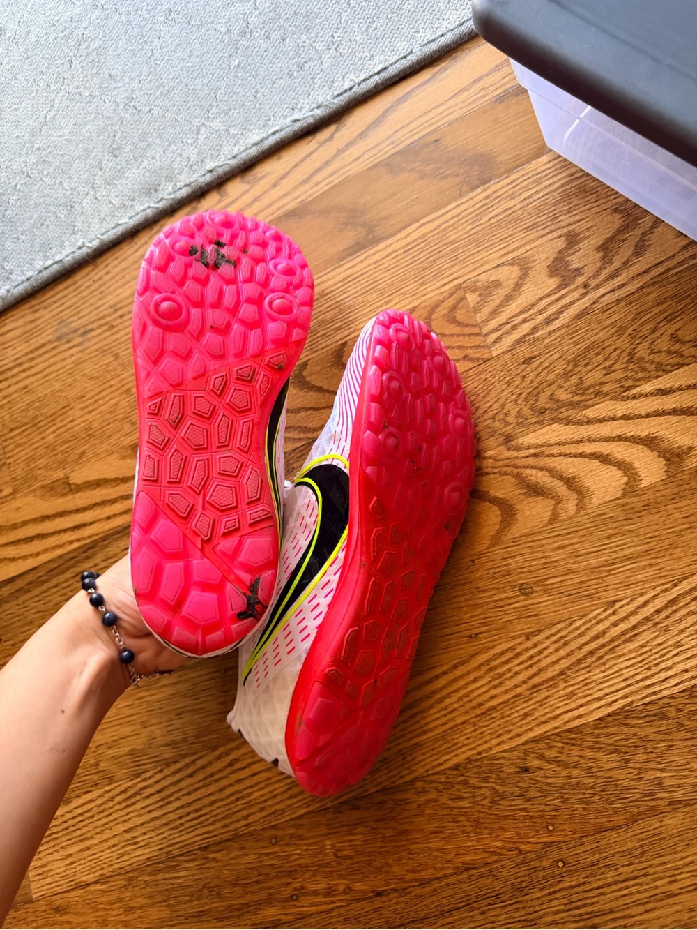 Nike Women's White Running Shoes with Pink and Neon Accents - Picture 6 of 6